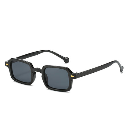 Modische Vintage Sonnenbrille mit eckigem Design
